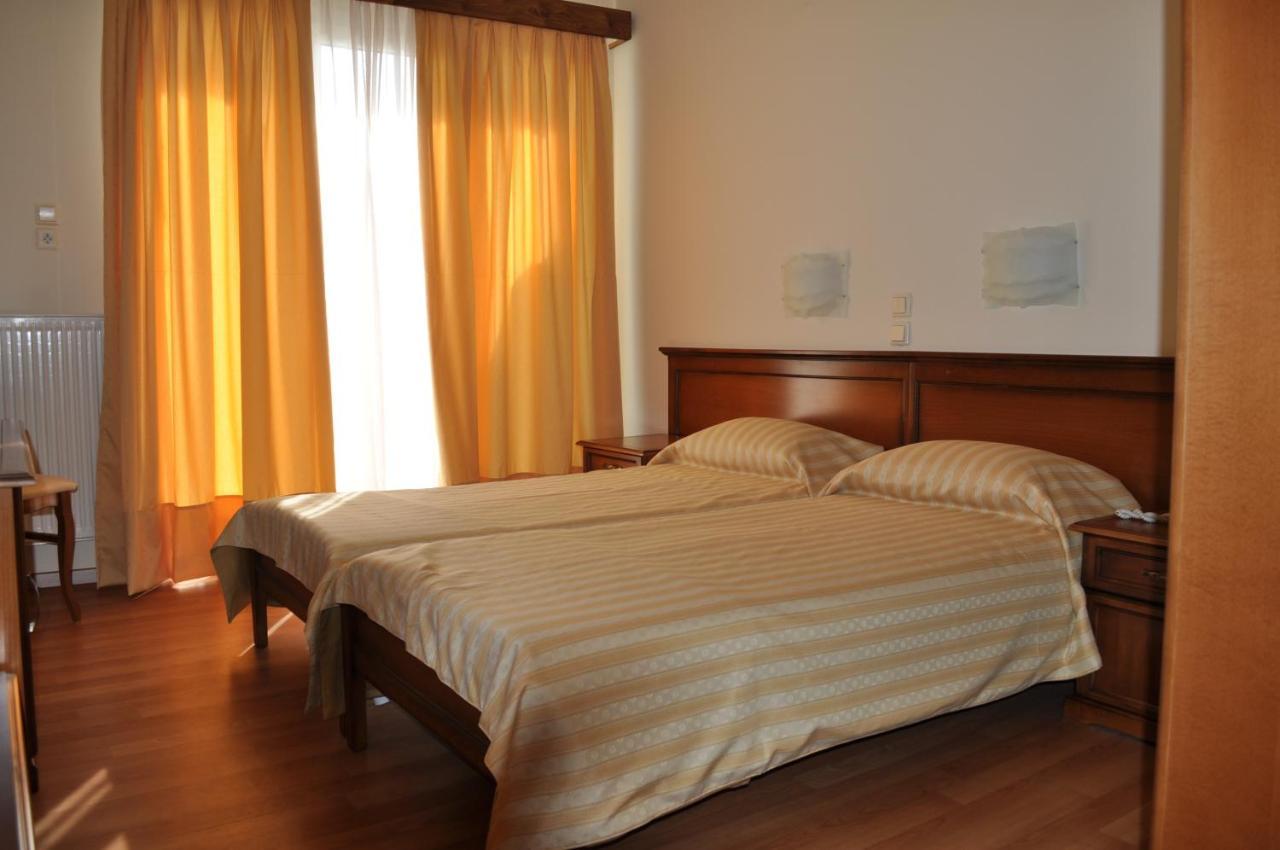 Hotel Nefeli Kavala Habitación foto